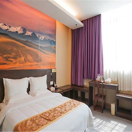 Xiamen Qingnian Yangguang Hotel - Wenzaodian Esterno foto