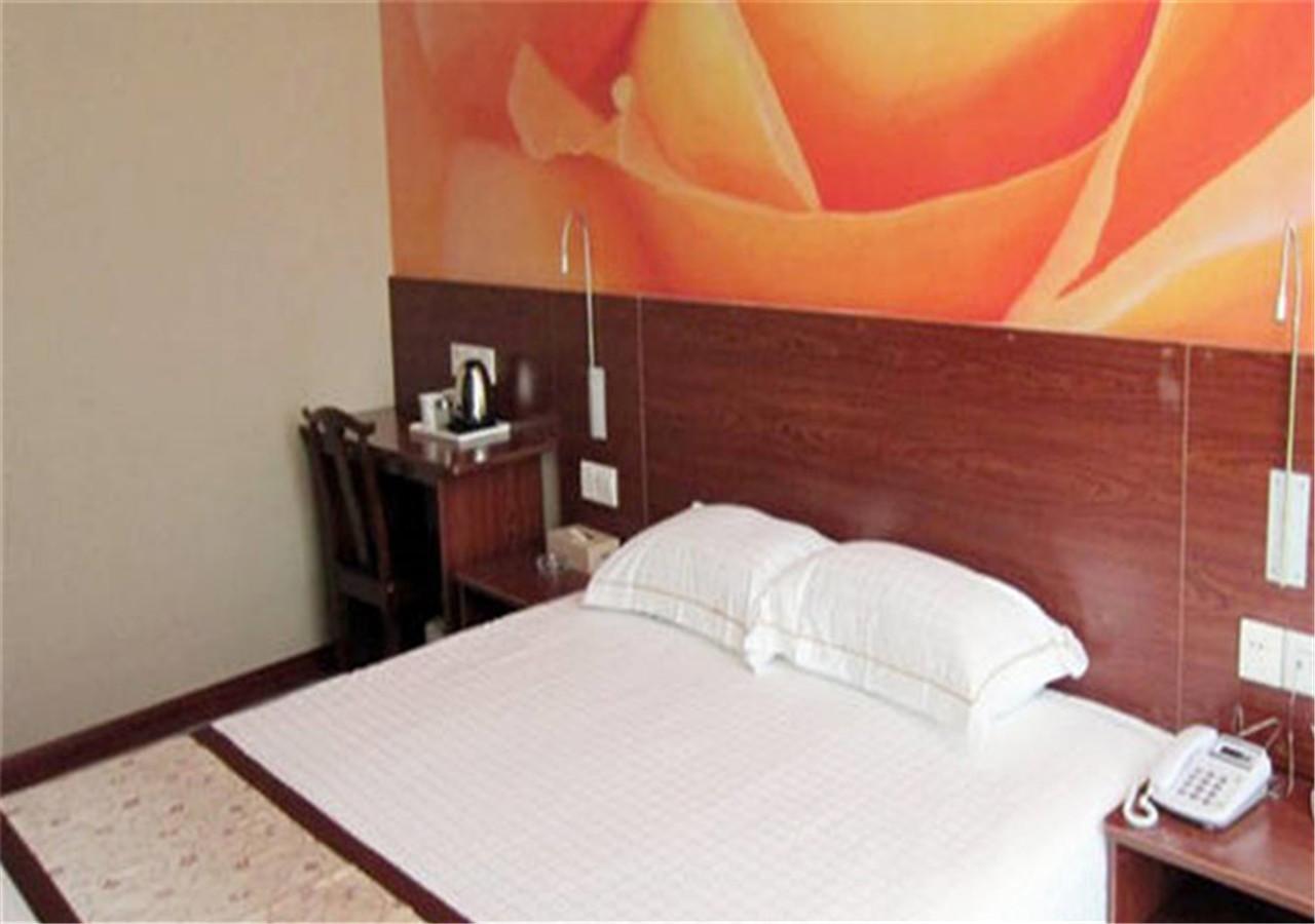 Xiamen Qingnian Yangguang Hotel - Wenzaodian Esterno foto