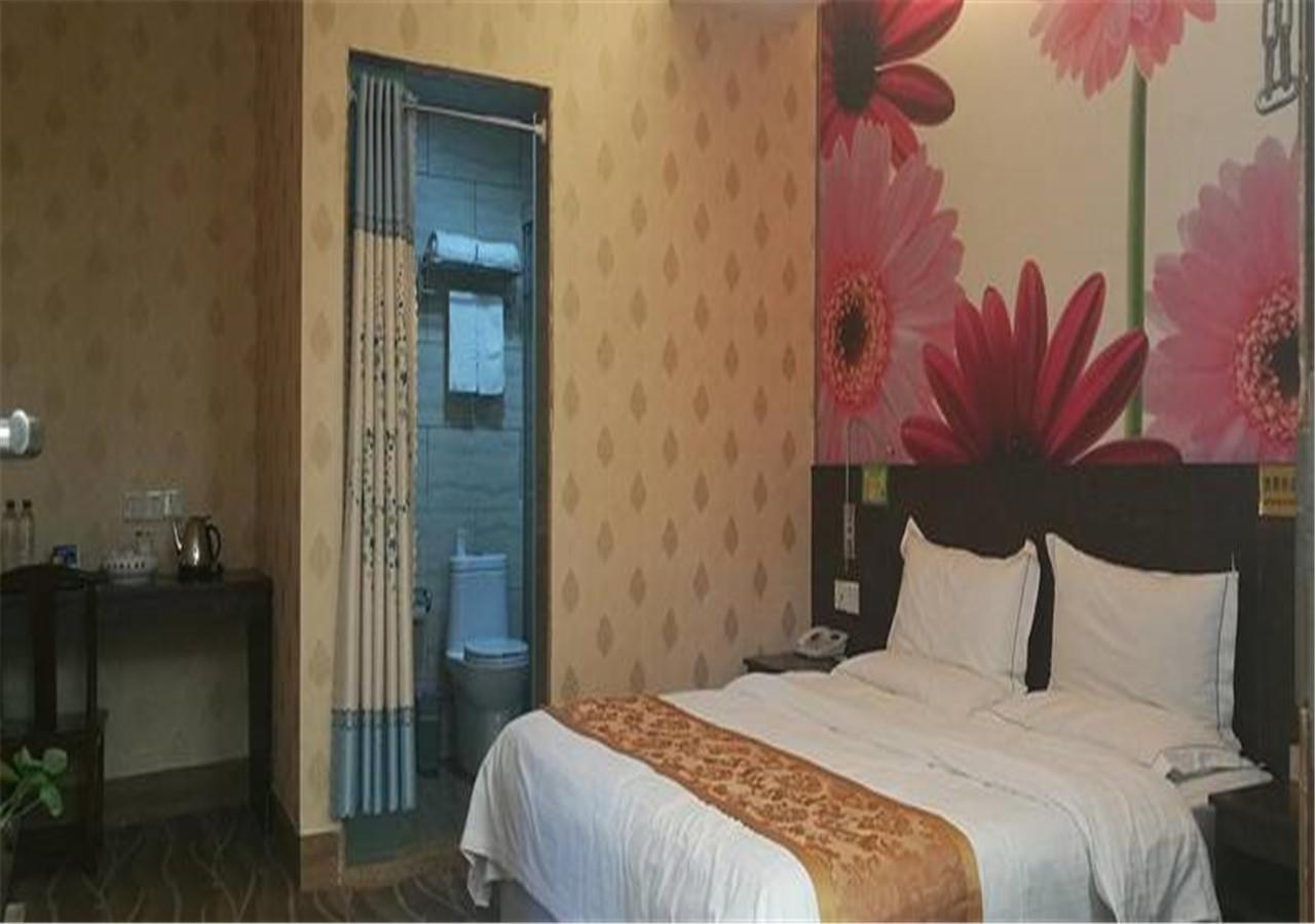 Xiamen Qingnian Yangguang Hotel - Wenzaodian Esterno foto